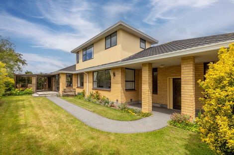 Photo of property in 9 Fenmere Place, Burwood, Christchurch, 8083