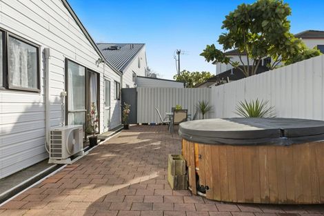 Photo of property in 7a Evans Road, Papamoa Beach, Papamoa, 3118