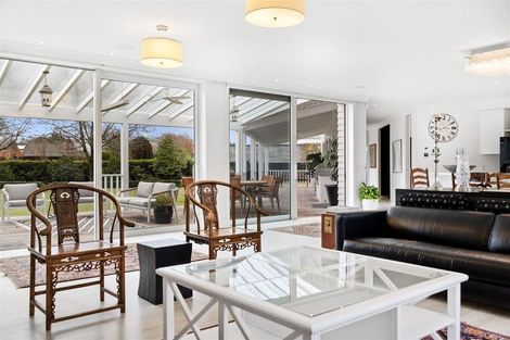 Photo of property in 11 Pentlow Place, Fendalton, Christchurch, 8052