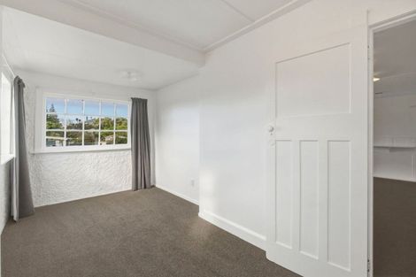 Photo of property in 15 Taupata Street, Castlecliff, Whanganui, 4501