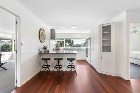 Photo of property in 21 Pacific View Road, Papamoa Beach, Papamoa, 3118