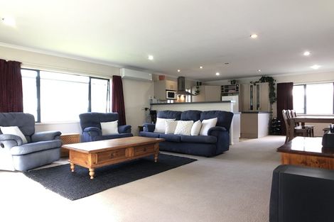 Photo of property in 11a Windsor Terrace, Taradale, Napier, 4112