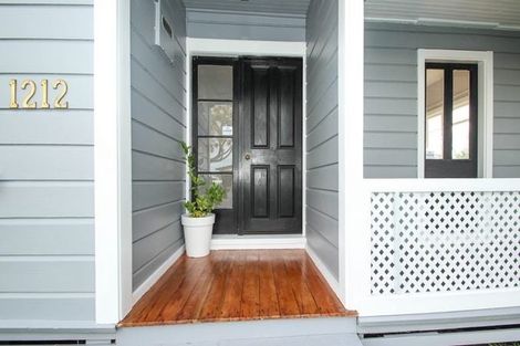 Photo of property in 1212 Caroline Road, Mayfair, Hastings, 4122