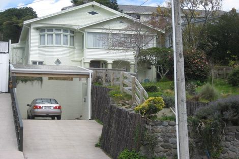 Photo of property in 69 Fulford Street, New Plymouth, 4310