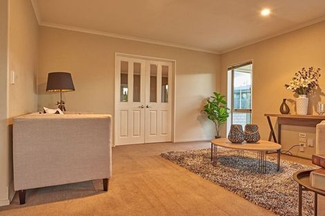 Photo of property in 5 Te Pihopa Way, Aidanfield, Christchurch, 8025