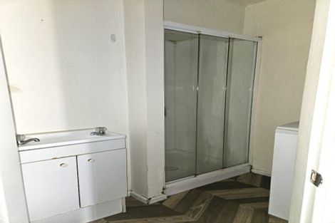 Photo of property in 4/5 Hopper Street, Mount Cook, Wellington, 6011