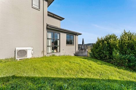 Photo of property in 11 Mauku Lane, Greenhithe, Auckland, 0632