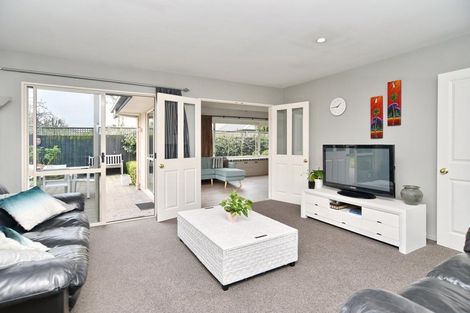 Photo of property in 16 Pepperwood Place, Shirley, Christchurch, 8061