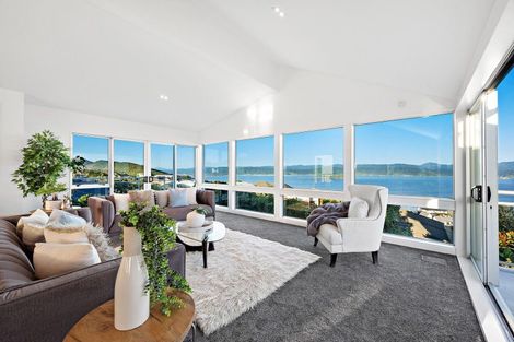 Photo of property in 127 Homebush Road, Khandallah, Wellington, 6035