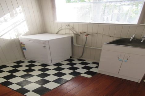 Photo of property in 27 Hall Crescent, Epuni, Lower Hutt, 5011