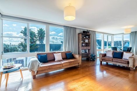 Photo of property in 1/9 Kawerau Avenue, Devonport, Auckland, 0624