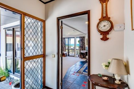 Photo of property in 129 North Shore Road, Eskdale, Napier, 4182