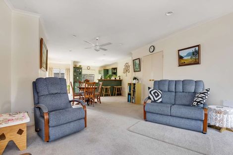 Photo of property in 285 Vaughan Road, Owhata, Rotorua, 3010