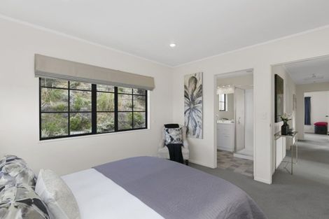 Photo of property in 5 Furlong Crescent, Churton Park, Wellington, 6037