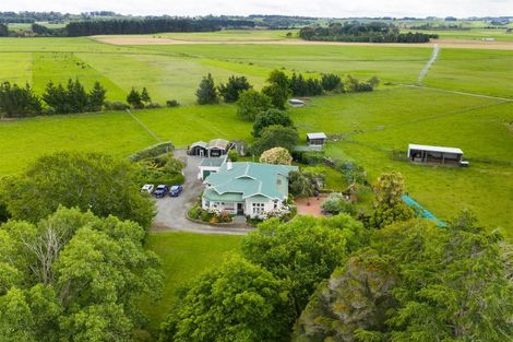 Photo of property in 552 Porewa Road, Marton, 4787