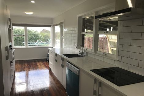 Photo of property in 2 Birdwood Road, Pukekohe, 2120