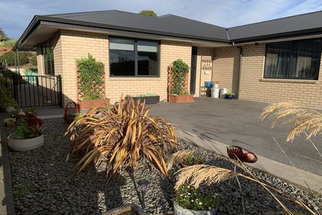 Photo of property in 27 Cambridge Street, Putaruru, 3411