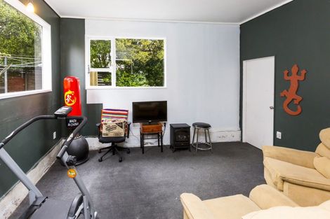 Photo of property in 19 Beryl Grove, Birchville, Upper Hutt, 5018