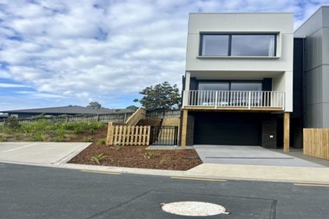 Photo of property in 28 Pip Way, Omokoroa, 3114