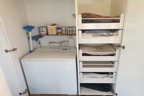 Photo of property in 1/35 St Leonards Road, Kelston, Auckland, 0602