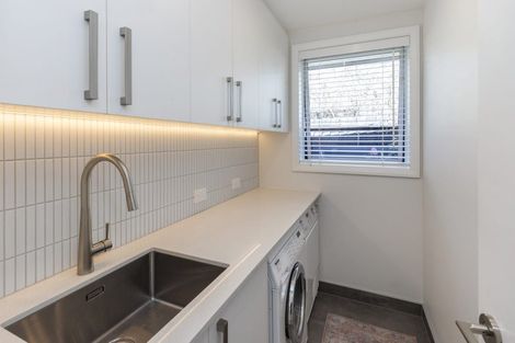Photo of property in 11 Croziers Road, St Albans, Christchurch, 8052