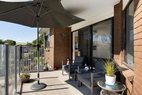 Photo of property in 17a Jasmine Place, Mount Maunganui, 3116