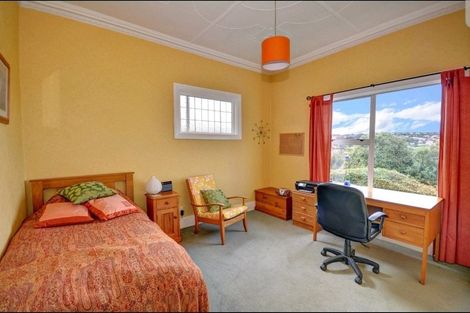 Photo of property in 45 Glendevon Place, Vauxhall, Dunedin, 9013