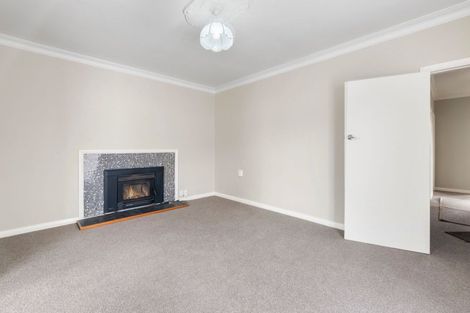 Photo of property in 73 Queenwood Road, Levin, 5510