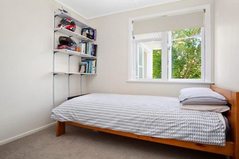 Photo of property in 129 Ironside Road, Johnsonville, Wellington, 6037