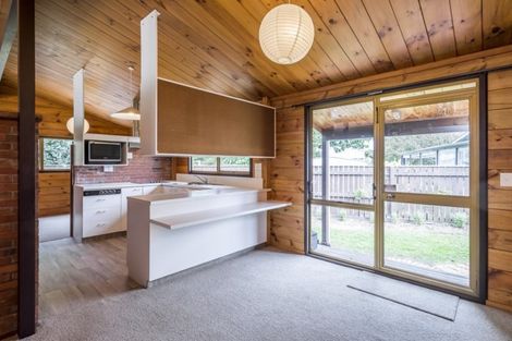 Photo of property in 22 Aorangi Road, Paraparaumu, 5032