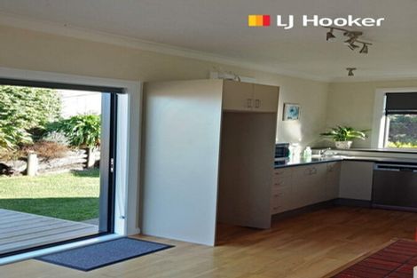 Photo of property in 94 Moana Crescent, Musselburgh, Dunedin, 9013