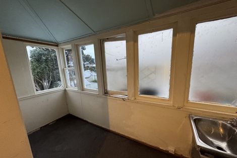 Photo of property in 16 Austin Street, Mount Victoria, Wellington, 6011