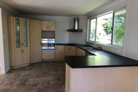 Photo of property in 704a East Coast Road, Pinehill, Auckland, 0632