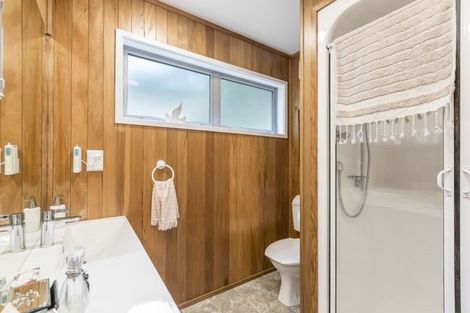 Photo of property in 77 Park Hill Road, Birkenhead, Auckland, 0626