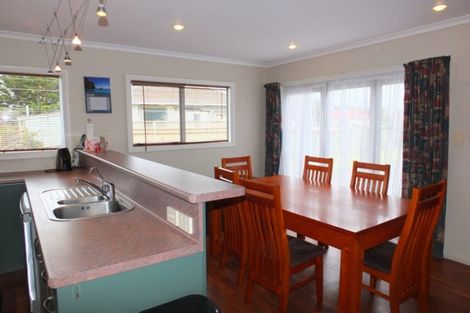 Photo of property in 25 Edinburgh Terrace, Foxton Beach, Foxton, 4815