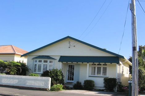 Photo of property in 33 Plunket Avenue, Petone, Lower Hutt, 5012