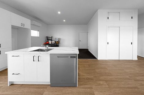 Photo of property in 23 Egmont Street, Castlecliff, Whanganui, 4501