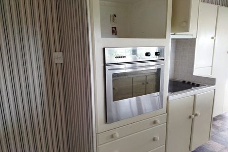 Photo of property in 279 Great North Road, Henderson, Auckland, 0612