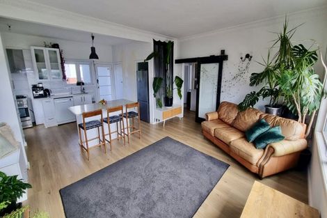 Photo of property in 94 Hillsborough Road, Hillsborough, Auckland, 1042