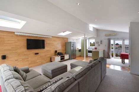 Photo of property in 28 Edna Street, Ocean View, Dunedin, 9035