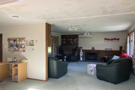 Photo of property in 11 Dowman Street, Urenui, 4375