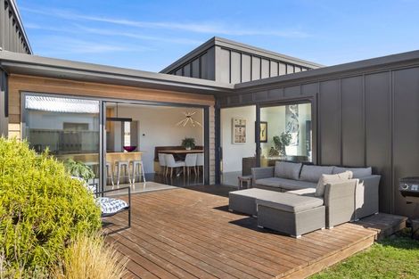 Photo of property in 17 Dingle Street, Lake Hawea, Wanaka, 9382