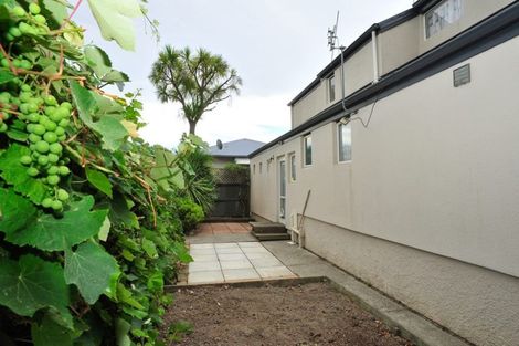 Photo of property in 2/4 Sheldon Street, Woolston, Christchurch, 8023