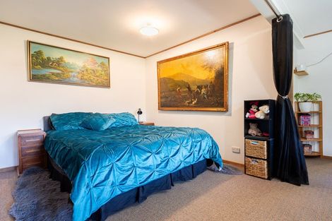 Photo of property in 27 Puriri Road, Waikanae, 5036