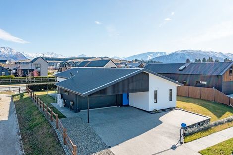 Photo of property in 37 Pounamu Avenue, Albert Town, Wanaka, 9305