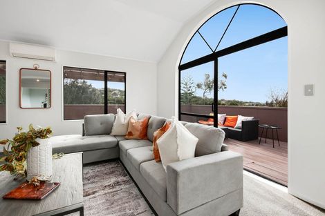 Photo of property in 2/13 Greenridge Court, Glenfield, Auckland, 0629