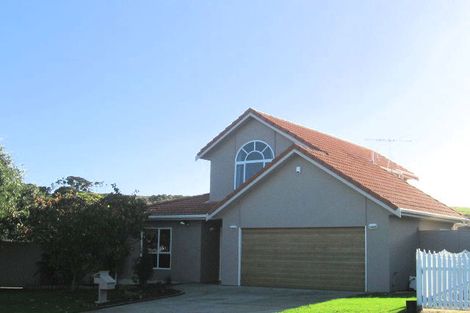 Photo of property in 2 Westridge, Camborne, Porirua, 5026