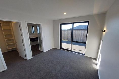 Photo of property in 22 Higgins Street, Woodend, 7610