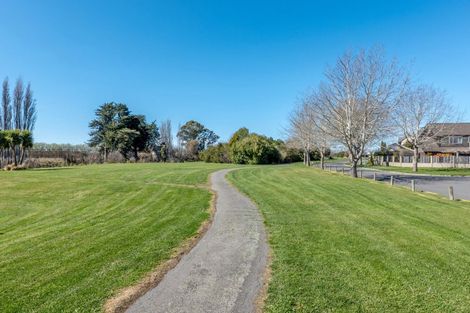 Photo of property in 2 Harrys Way, Redwood, Christchurch, 8051