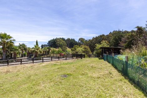 Photo of property in 105 Waterfall Road, Paraparaumu, 5032